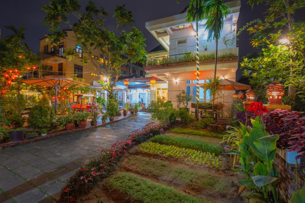 Strawberry Garden Homestay Hội An Buitenkant foto